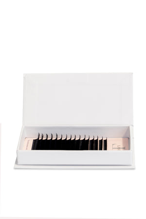 0.12 Classic Lashes - MIXED image 0
